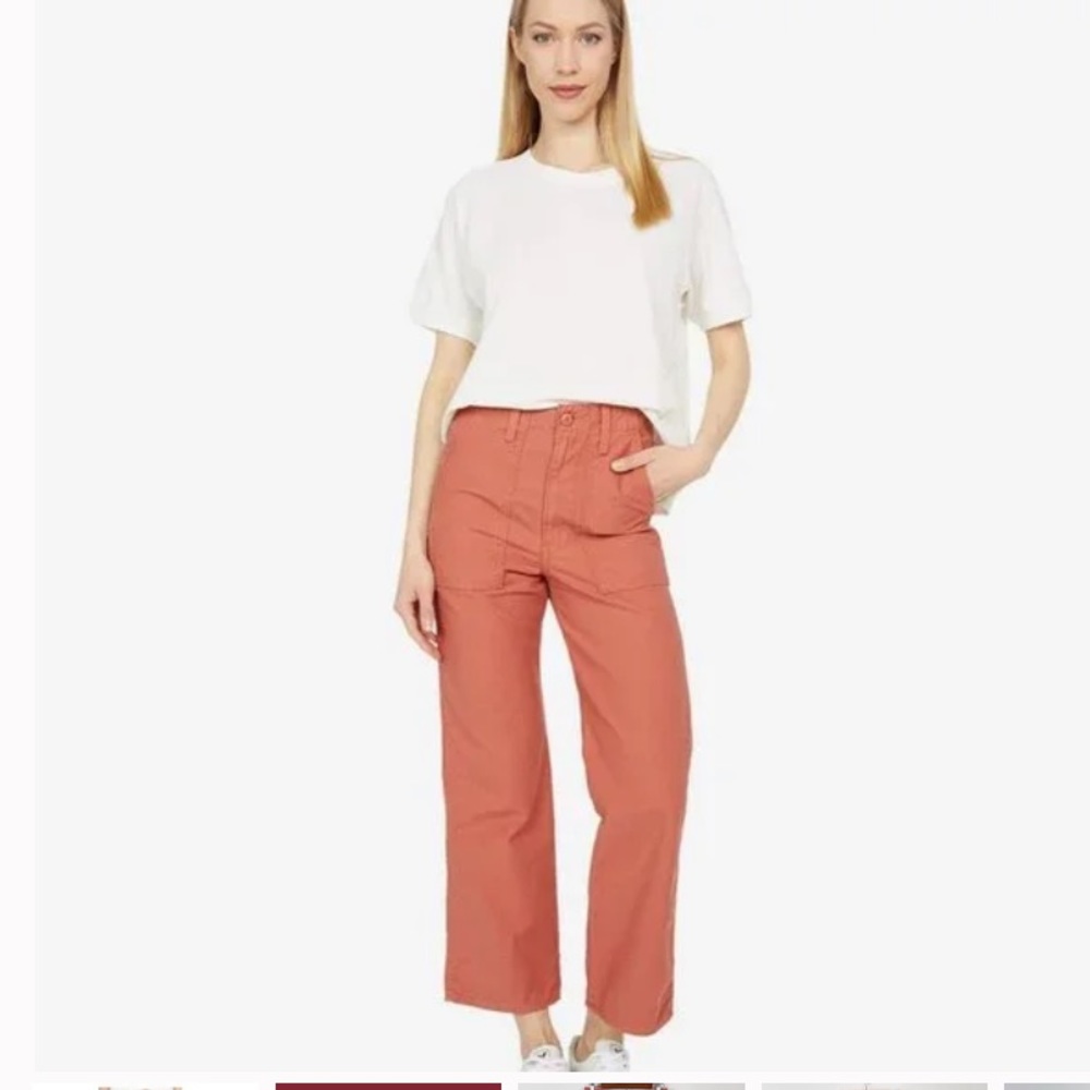 NWT LEVI’S Premium Ribcage Straight Ankle Utility Pant in color: Rust